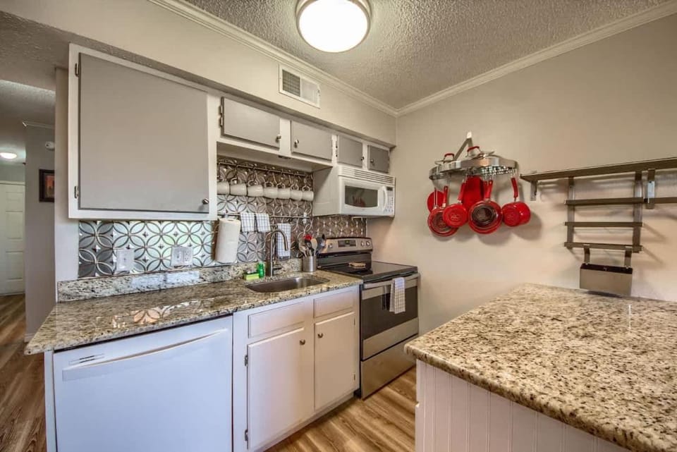 RRC A203 Sweet Retreat On The Comal House in New Braunfels