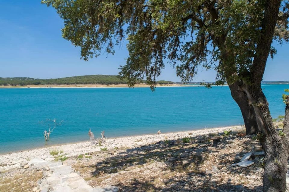 CL 1105C A Shore Thing House in Canyon Lake