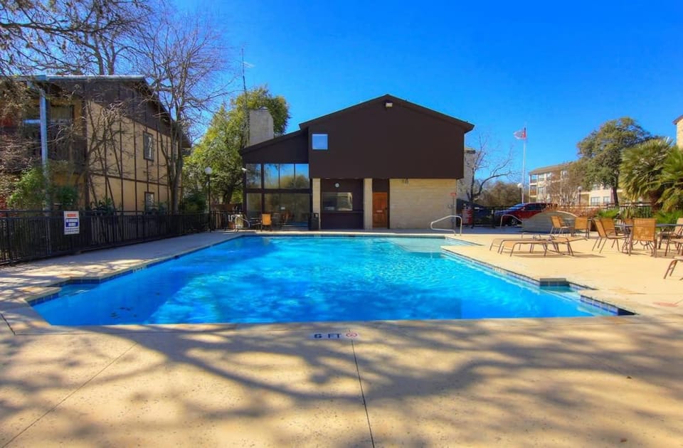 CW B206 Rivers Edge House in New Braunfels