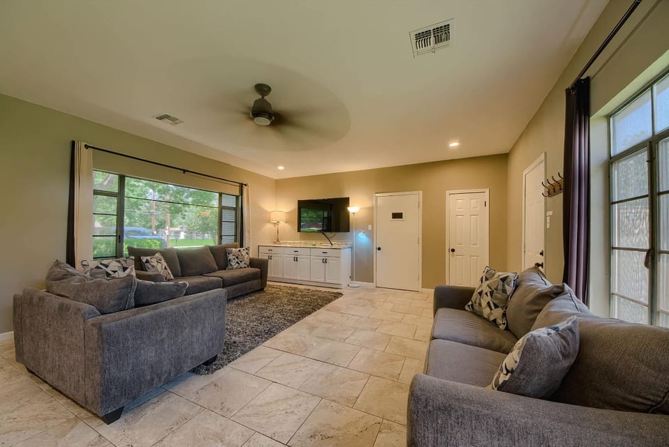 LD 728 Zipp Away House in New Braunfels