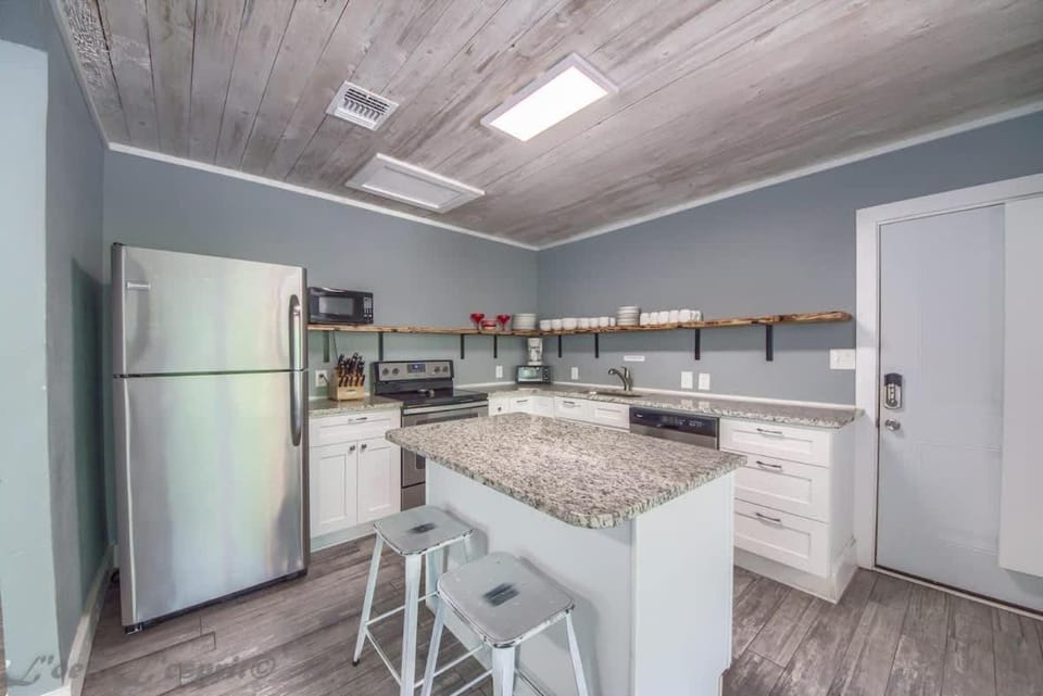 RR 8554 Blue Paradise House in Canyon Lake