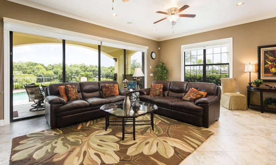 Radiant 4 Bdrm Retreat with Golf Course Views at Reunion House in Four Corners