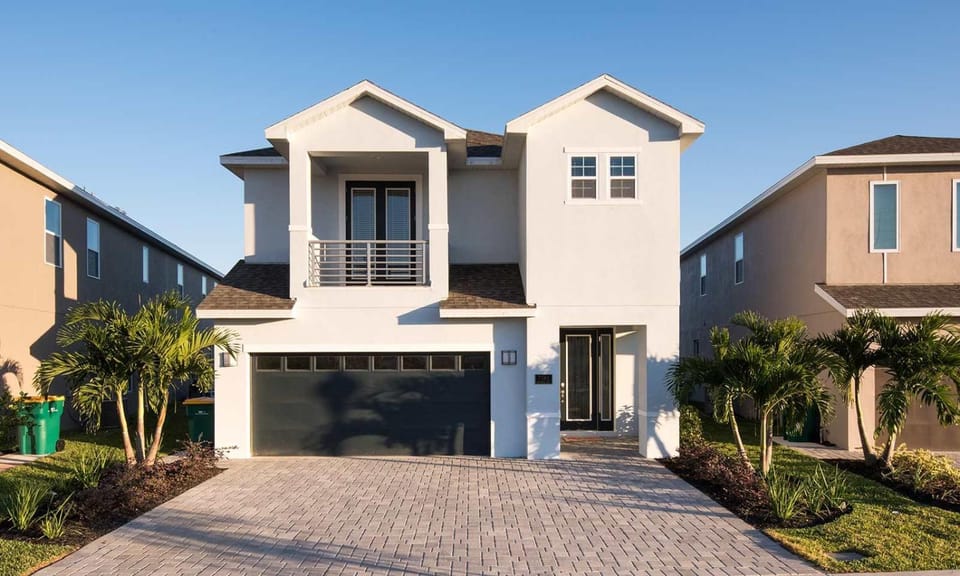 Wonderful 6 Bdrm House with Game Room at Encore House in Osceola County