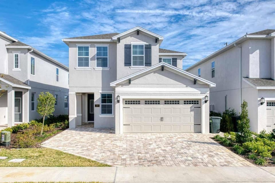 Dainty 4 Bdrm Home with Themed Bedrooms at Encore House in Four Corners