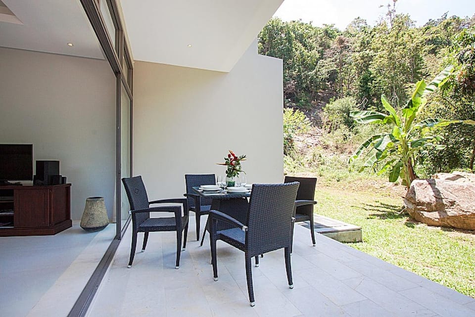 4 Bedroom Villa with 2 Private Pools SDV005 SDV006 Villa in Ko Samui
