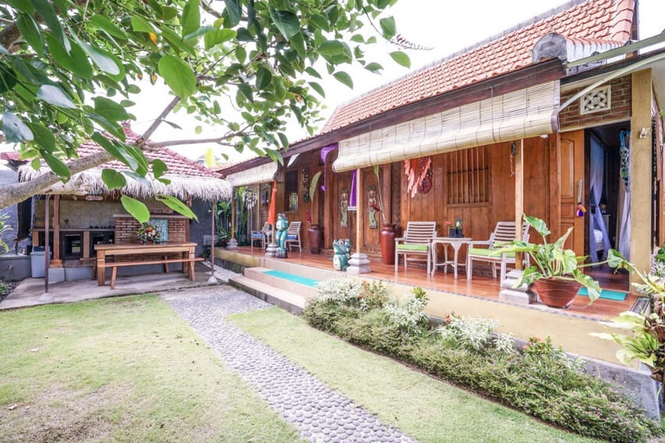 Patio, Facade/entrance, Garden