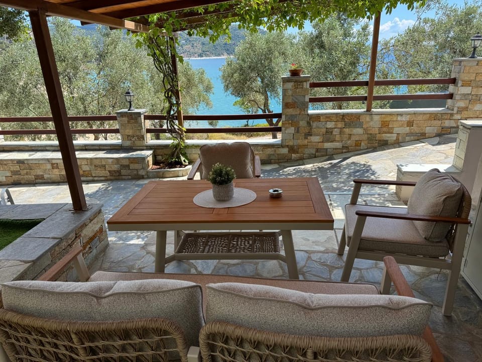 Living room, Seating area, Sea view