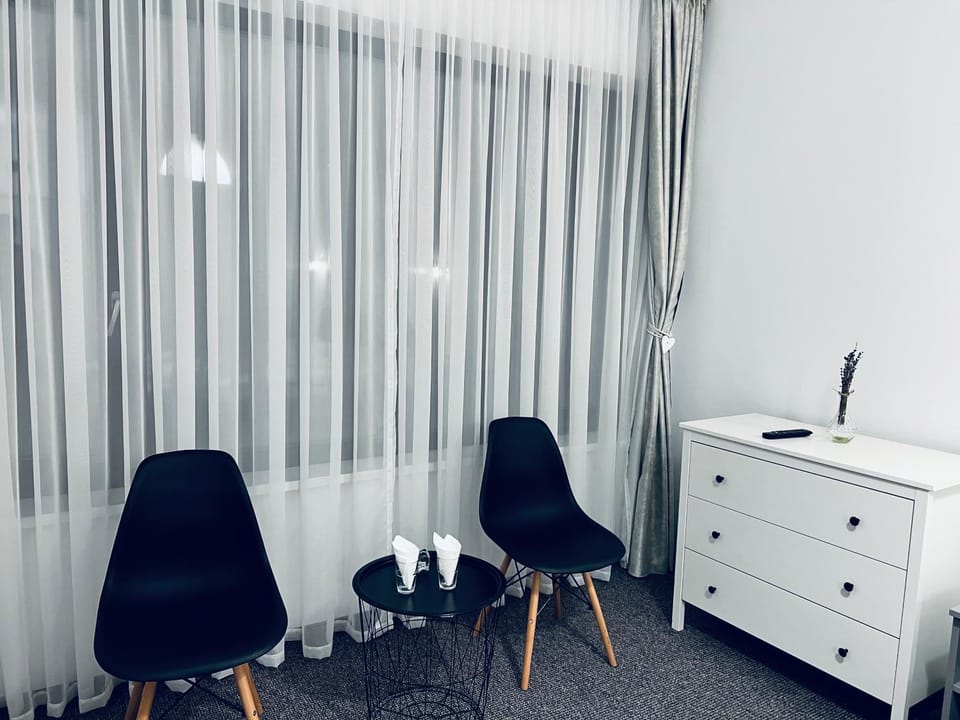 Seating area, hair dresser
