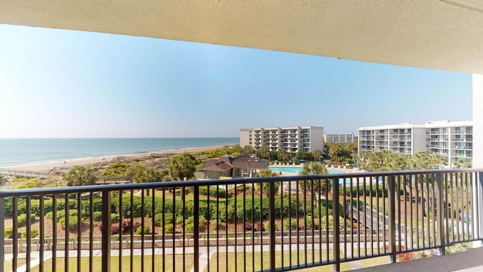 Coastal Hideaway 2 Bedroom Condo with Ocean Views House in South Carolina