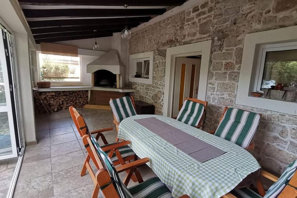 BBQ facilities, Balcony/Terrace