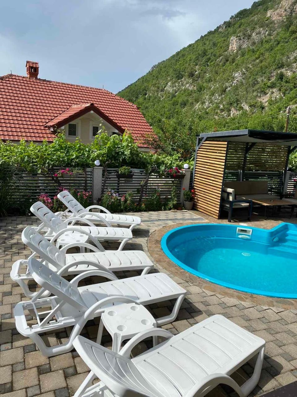 Villa Marina Apartment in Municipality of Ohrid, North Macedonia