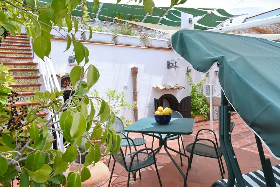 Balcony/Terrace, Balcony/Terrace