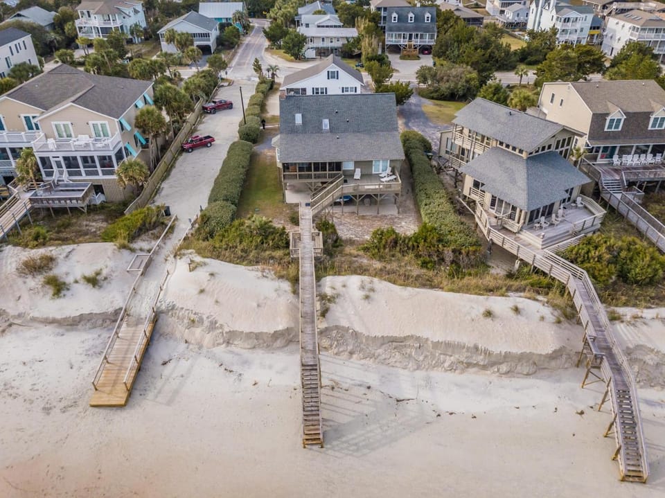 Oceanfront Escape with Beach Access House in Pawleys Island