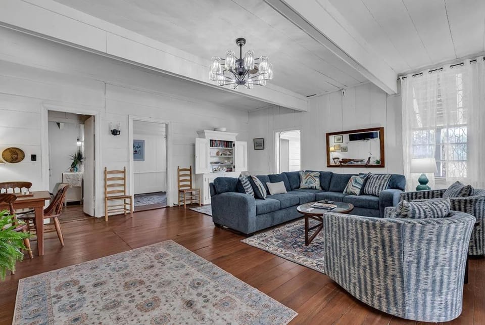 Lemon LaBruce 6 Bdrm Oceanfront Beach House House in Pawleys Island
