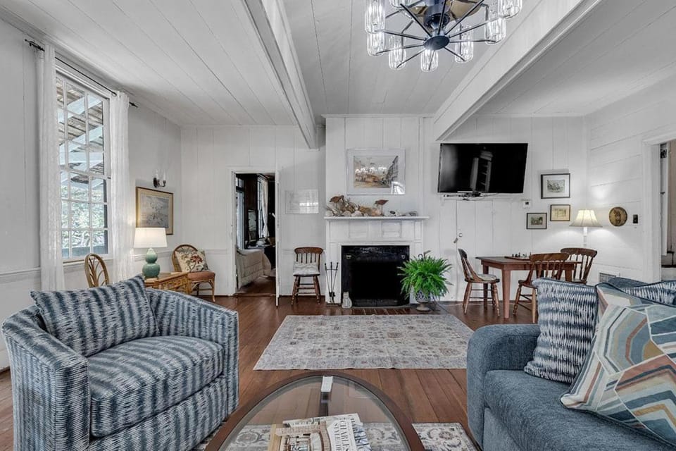 Lemon LaBruce 6 Bdrm Oceanfront Beach House House in Pawleys Island
