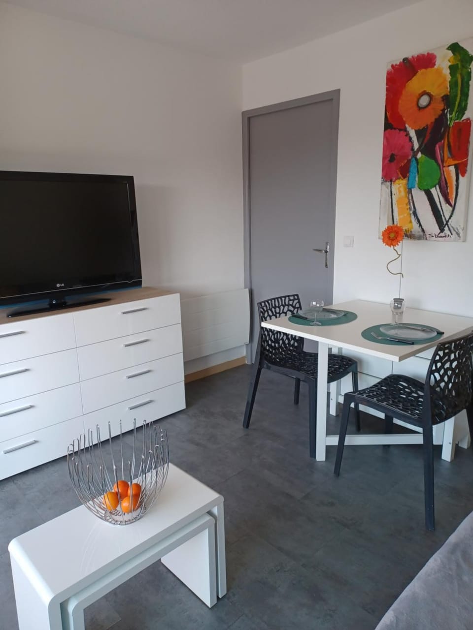 Appart cosy en bord de mer - port Santia Lucia St Raphaël Apartment in Saint-Raphael