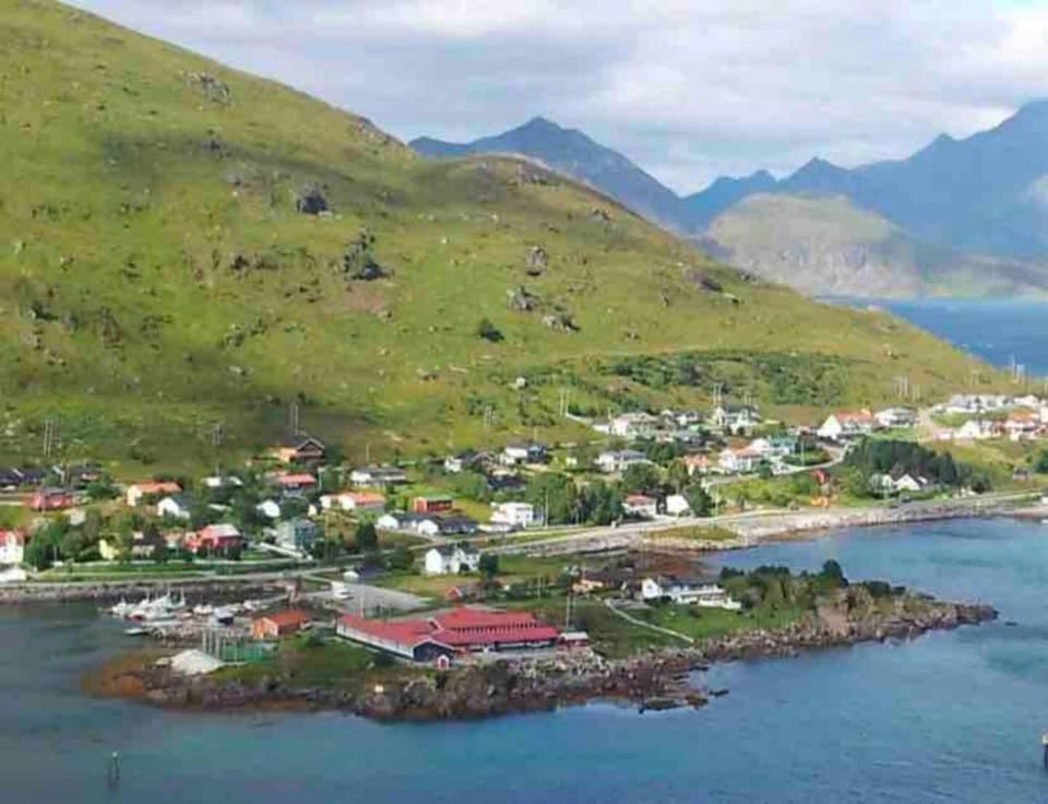 Nearby landmark, Natural landscape, Bird's eye view, Mountain view, Sea view