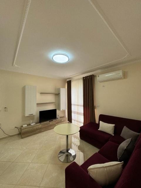 E.I.R Apartments Apartment in Vlorë