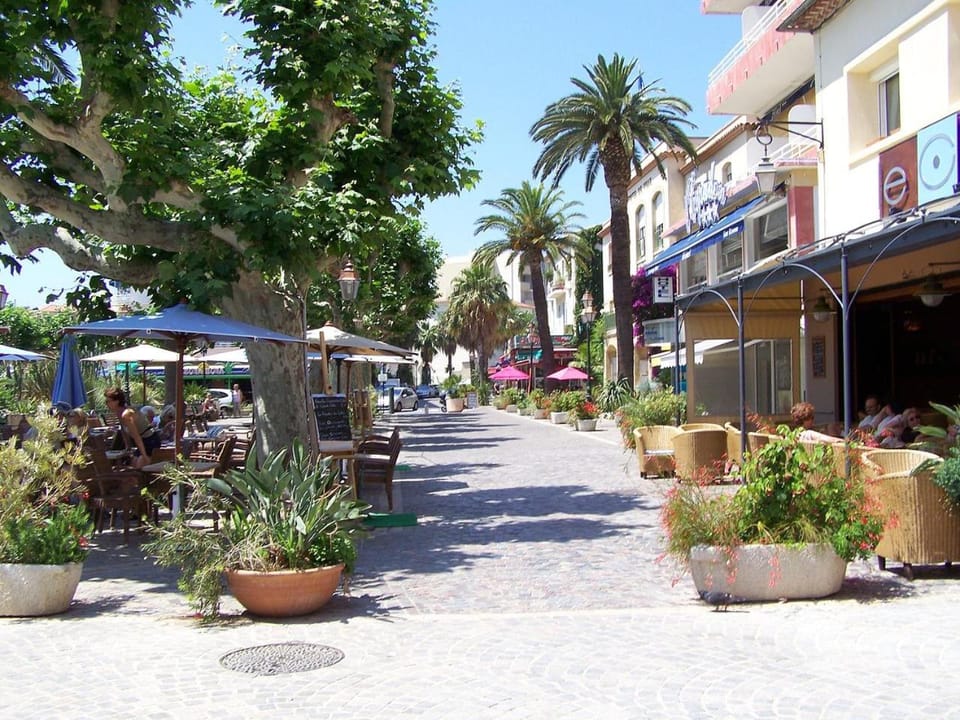 Quiet street view