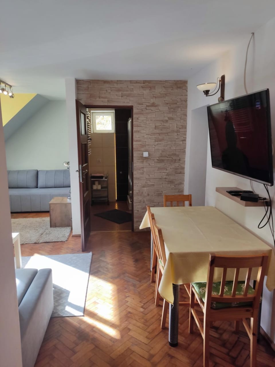 Communal lounge/ TV room, Living room