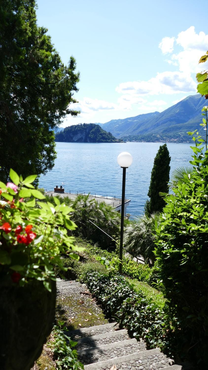 Garden, Lake view