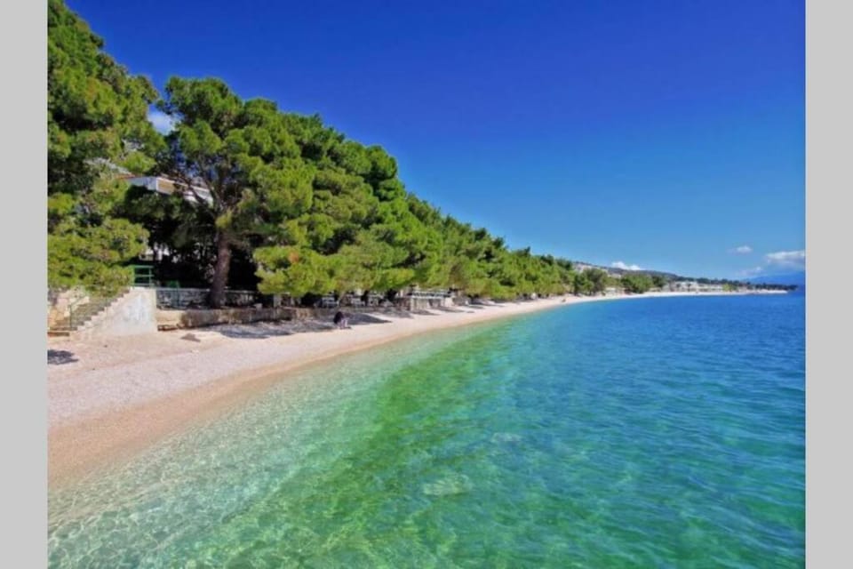 Deluxe apartment Beni Makarska, 4 person SEA VIEW Apartment in Makarska