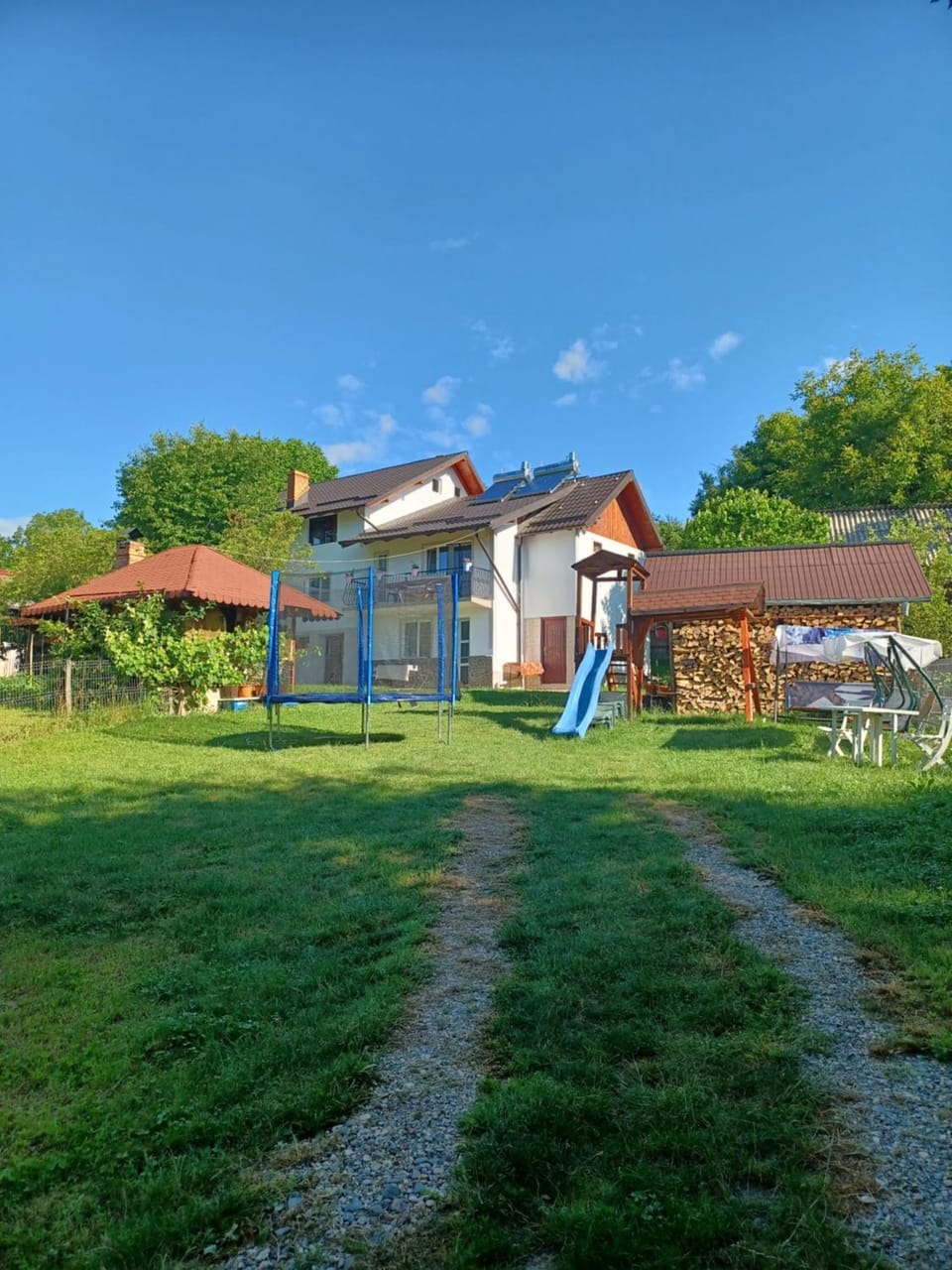 Casa Mariana - Comuna Arefu, Transfăgărășan Vacation rental in Romania