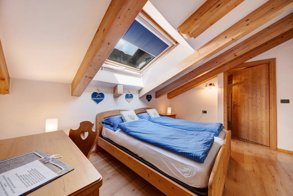 Property building, Living room, Bedroom