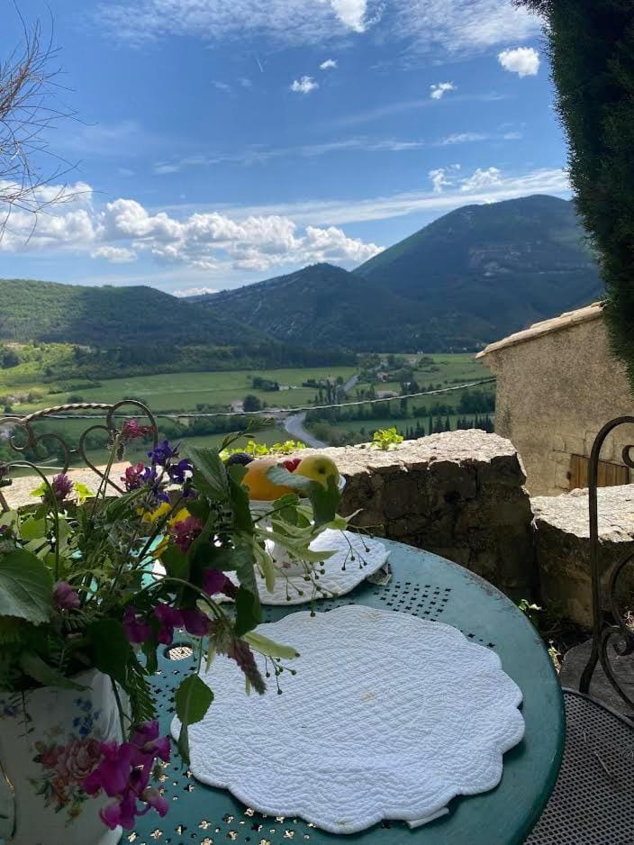 Les Magnolias Bed and Breakfast in Provence-Alpes-Côte d'Azur