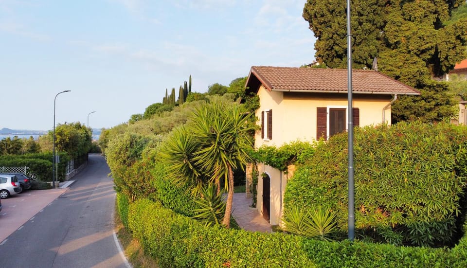 Villa Bouganville Villa in Lake Garda