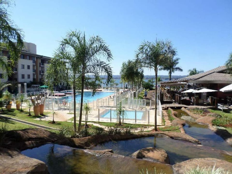 Flat no Life com espetacular vista do lago Apartment in State of Goiás