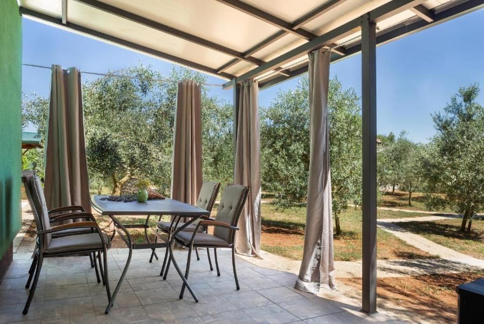 Funtana-Olive Garden Apartment in Istria County
