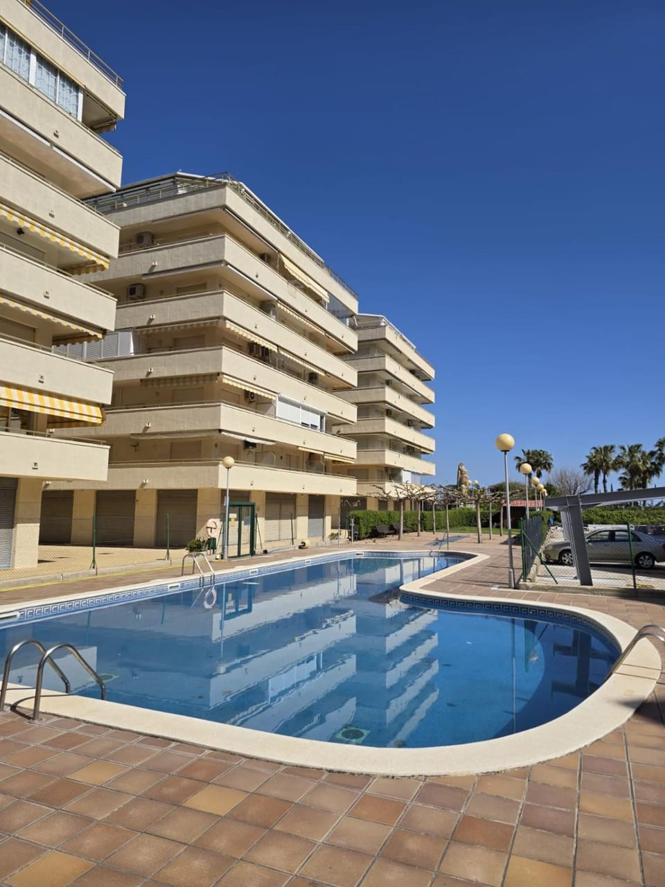 Property building, Swimming pool