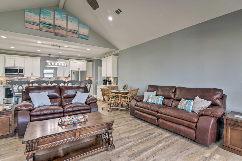 Ocean View + Wraparound Deck: Crystal Beach Home! House in Bolivar Peninsula