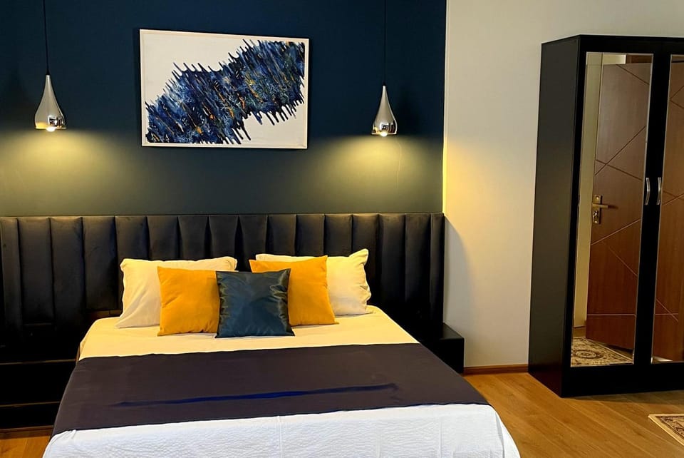 Bed, Bedroom