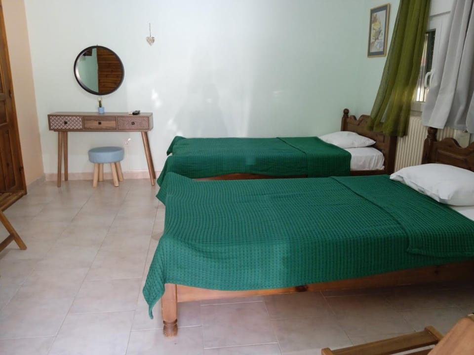 Valta's Room 4 Apartment in Peloponnese, Western Greece and the Ionian