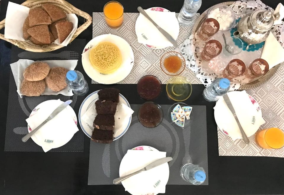 Breakfast, Buffet breakfast
