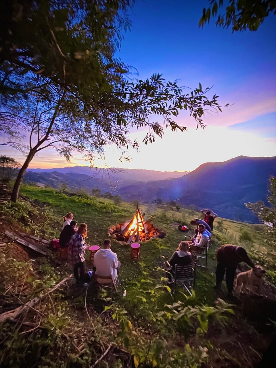 People, Natural landscape, Mountain view, Sunset, group of guests, flat iron