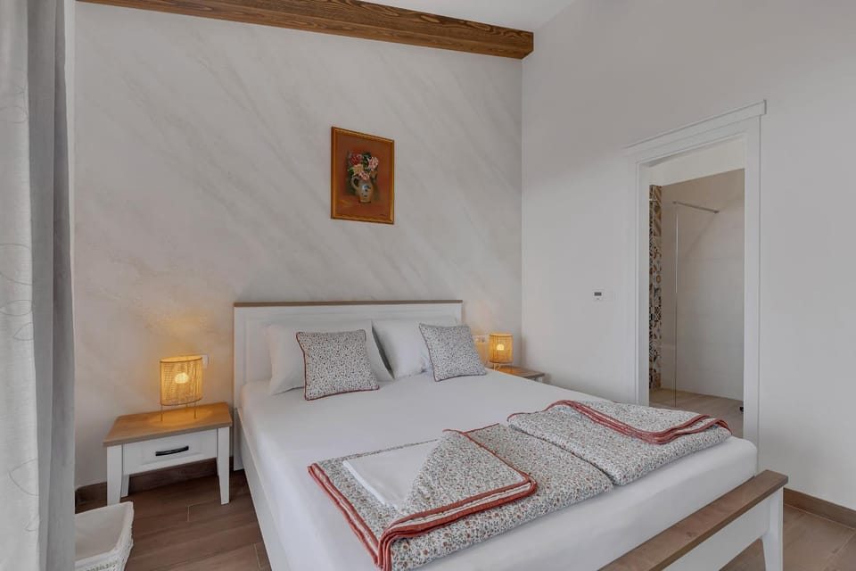 Toilet, Bedroom