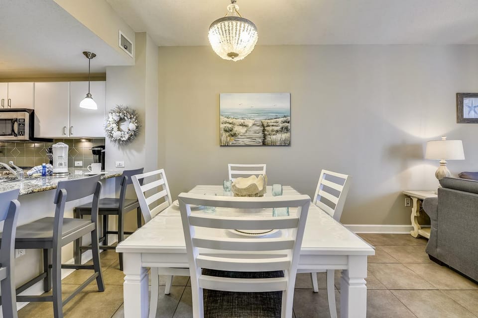 Grand Panama Beach Resort #908-1 by Book That Condo House in Panama City Beach