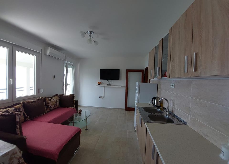 Apartman G 60 Apartment in Kotor Municipality