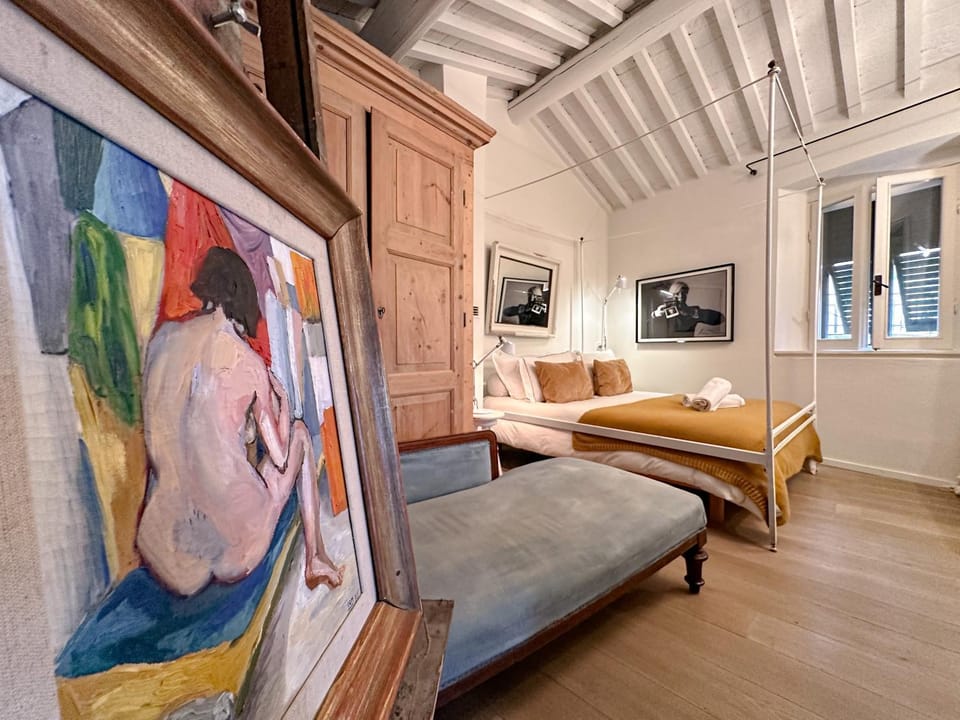 Bed, Photo of the whole room, Bedroom