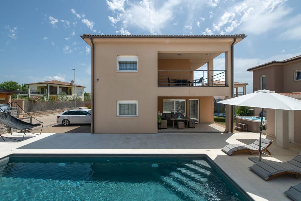 Pool view, Swimming pool, Parking
