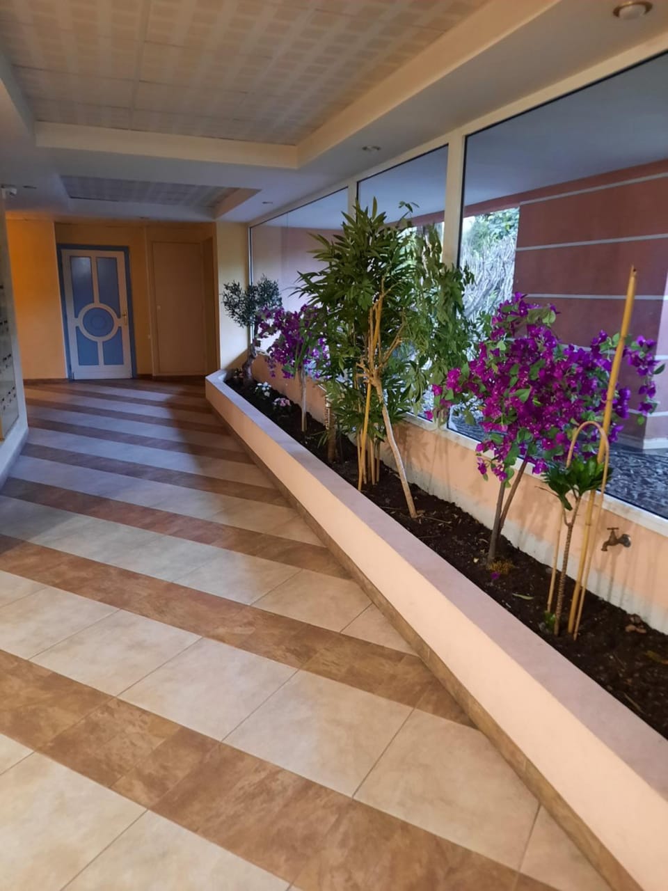 joli F2 46m2 menton centre, balcon,parking Apartment in Menton