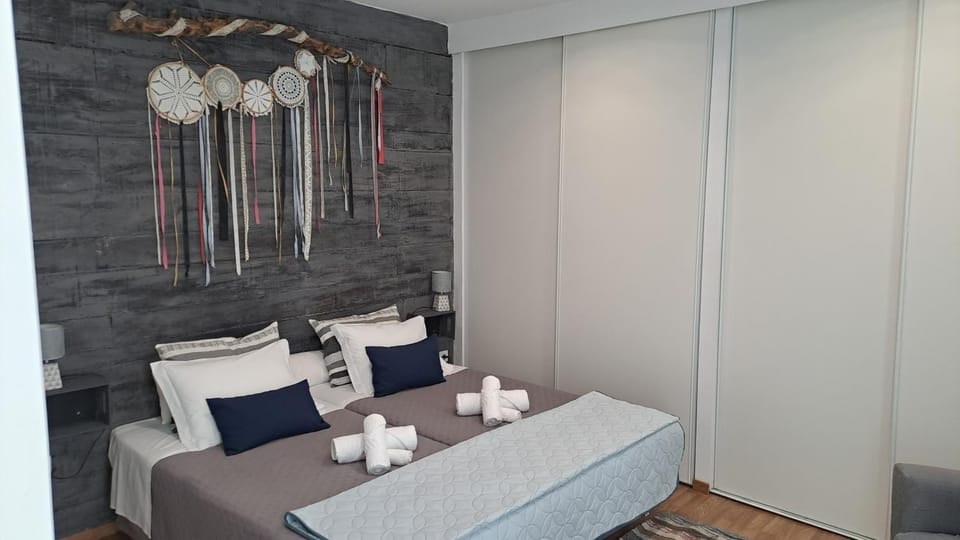 Casa 4P - House4People - Alojamento Local Bed and Breakfast in Coimbra District, Portugal