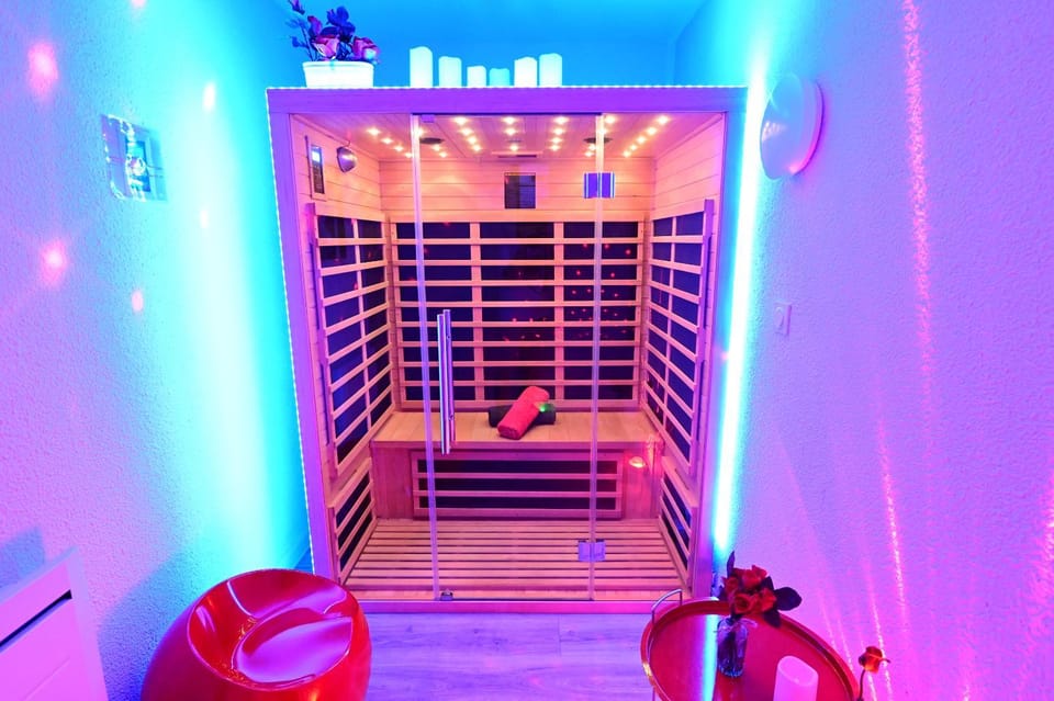 Grand Studio BISCARROSSE PLAGE Une nuit A 2 avec Sauna Luxe, Balnéo, Océan rien que pour vous Apartment in Biscarrosse