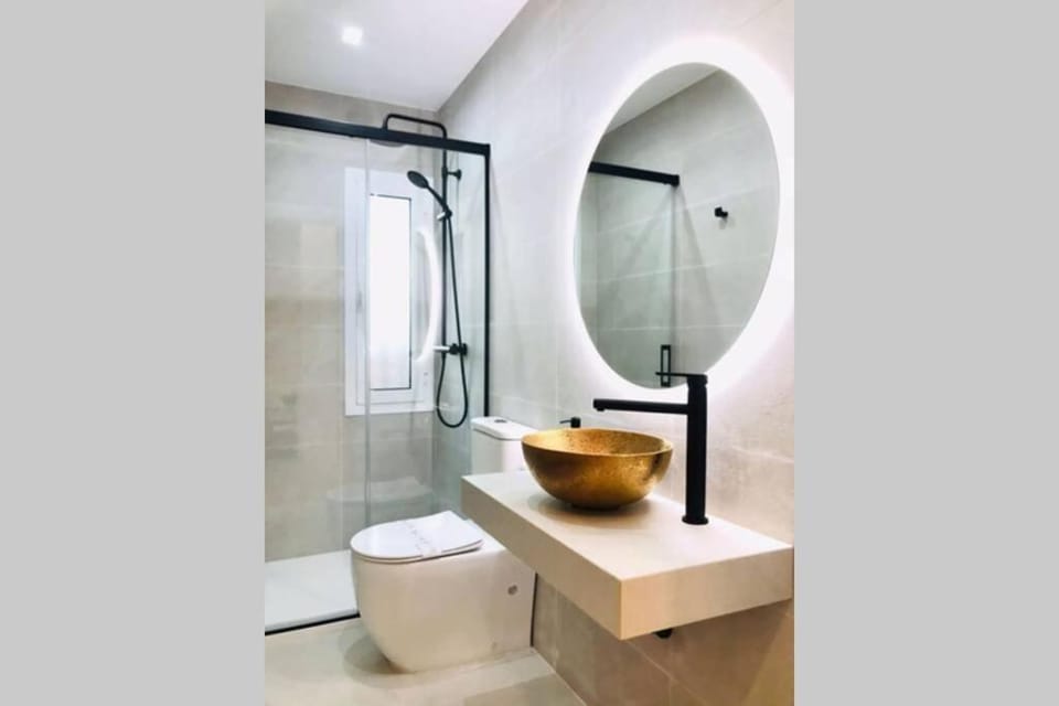 Shower, Bathroom
