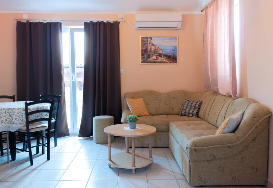 Apartman Barbara - Grad Pag Apartment in Zadar County
