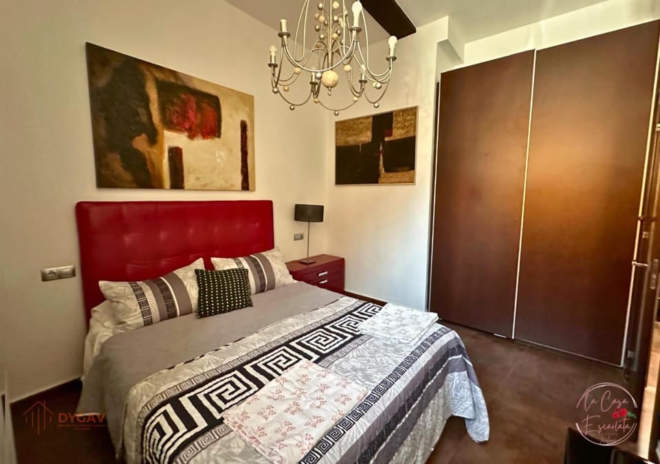 La Casa Escarlata Apartment in Alicante