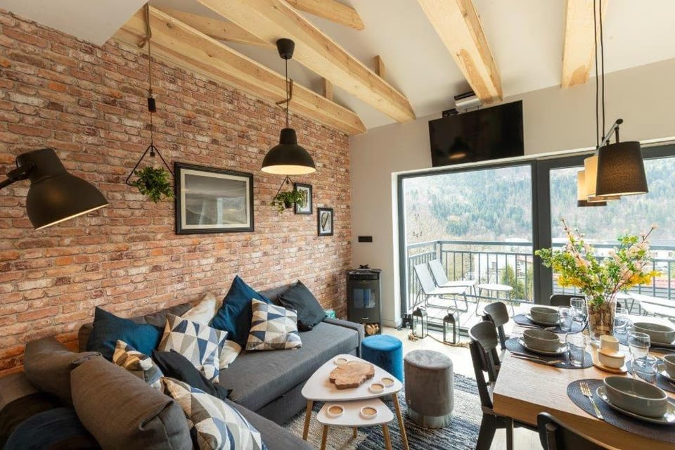 Living room, Seating area, Dining area